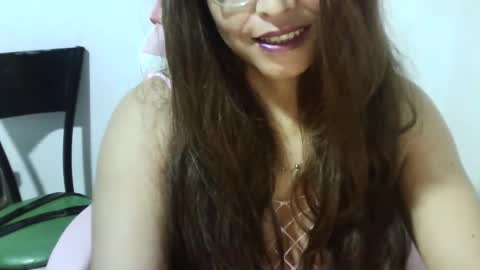 Snapshot of chochohot45 chatting on 02.16.25 chochohot45 online show from 02.16.25