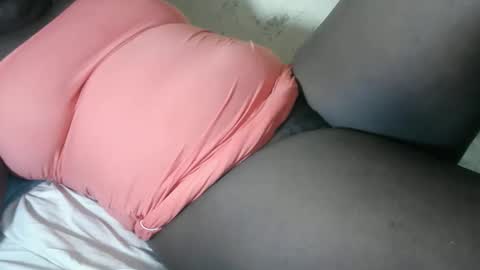 Paula online show from 10.14.25