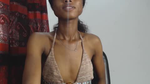 Snapshot of choco_petitqueen chatting on 12.03.24 choco_petitqueen online show from 12.03.24