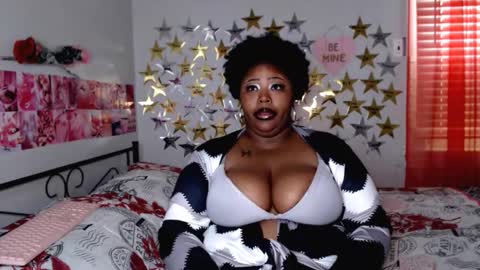 Snapshot of chocolatebunnyxx69 chatting on 11.11.25 Melina online show from 11.11.25