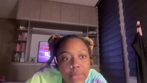 ChocolateCakeQueen online show from 10.26.25