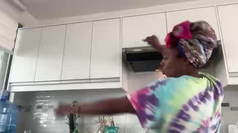 ChocolateCakeQueen online show from 11.09.25