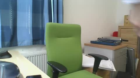 Snapshot of chr35is09 chatting on 03.04.25 chr35is09 online show from 03.04.25