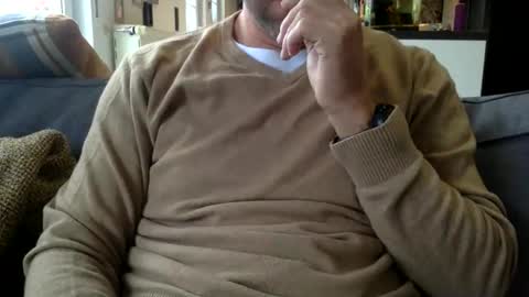 Snapshot of chris13abcd chatting on 09.11.25 chris13abcd online show from 09.11.25