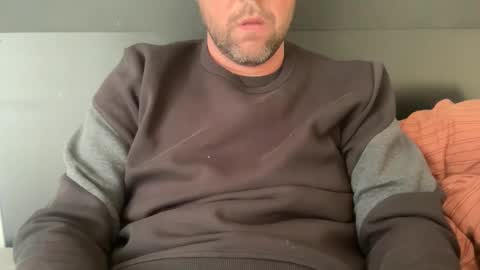 Snapshot of chris13abcd chatting on 10.04.25 chris13abcd online show from 10.04.25