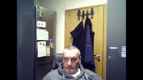 Snapshot of chris250268 chatting on 01.04.25 Chris online show from 01.04.25