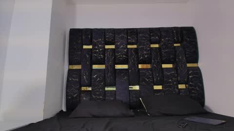 Chris B online show from 12.22.25