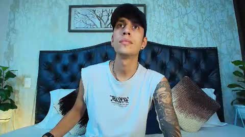 ChrisG online show from 10.04.25