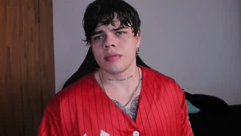 Chris Cooper Independent model online show from 02.05.25