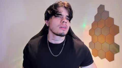 Chris Cooper Independent model online show from 01.17.26