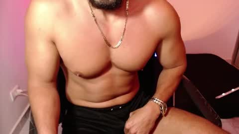 Snapshot of chris_magnum_ chatting on 06.20.26 cris Twitter magnum101010 insta magnumc20 online show from 06.20.26