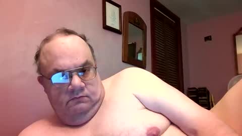 Snapshot of chrismini312 chatting on 06.06.26 Chris The Jerk Off King online show from 06.06.26