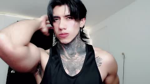 Snapshot of chriss_opp chatting on 02.18.25 CHRIS  INDEPENT MODEL online show from 02.18.25