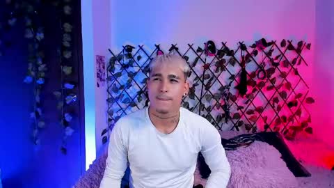 Christian Wang online show from 04.12.26