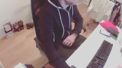 Snapshot of chrissoxx chatting on 12.16.24 chrissoxx online show from 12.16.24