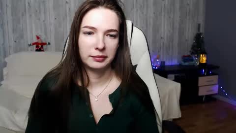 Snapshot of chrisssstaylor chatting on 12.24.24 Christi online show from 12.24.24