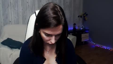 Snapshot of chrisssstaylor chatting on 11.14.25 Christi online show from 11.14.25