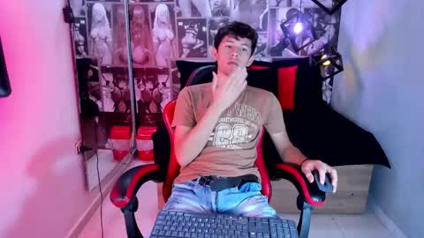 Snapshot of christian_foxx chatting on 04.21.26 Christian online show from 04.21.26