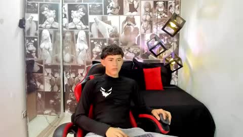 Snapshot of christian_foxx chatting on 05.14.26 Christian online show from 05.14.26