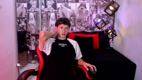 Snapshot of christian_foxx chatting on 05.26.26 Christian online show from 05.26.26