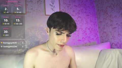 Snapshot of christianm_18 chatting on 12.06.24 Chris online show from 12.06.24