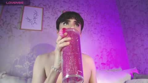 Snapshot of christianm_18 chatting on 02.19.25 Chris online show from 02.19.25
