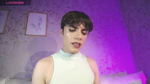 Snapshot of christianm_18 chatting on 02.20.25 Chris online show from 02.20.25