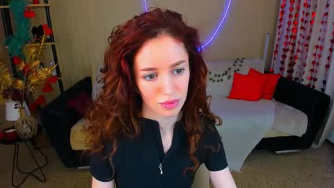 christinaconteeree online show from 03.09.26