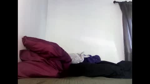 Christina Saunters online show from 02.10.25