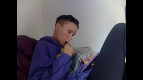 Christina Saunters online show from 03.01.25