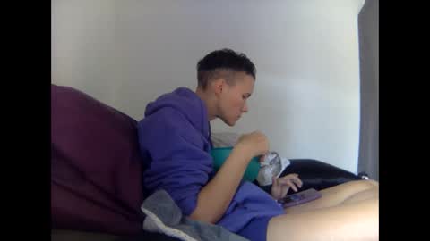 Christina Saunters online show from 03.02.25