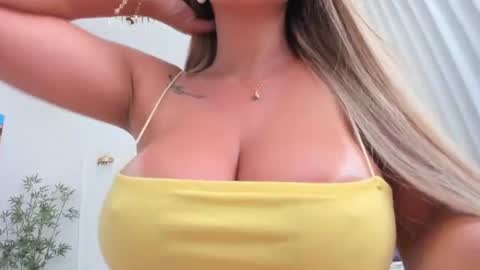 Hi im Christine online show from 07.15.26