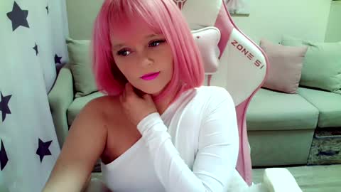 Snapshot of christirose chatting on 02.11.25 Christi online show from 02.11.25