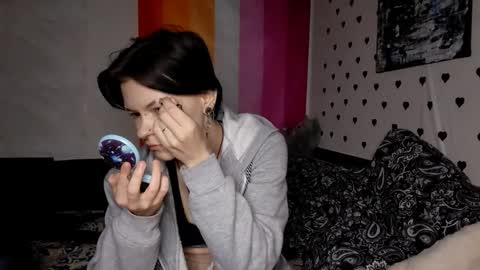 Hi Im Kim online show from 10.19.25