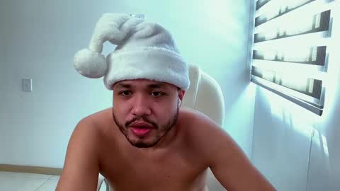 Snapshot of christopherdav chatting on 12.24.24 Chris online show from 12.24.24