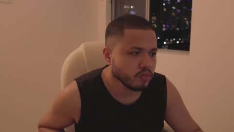 Snapshot of christopherdav chatting on 11.27.25 Chris online show from 11.27.25