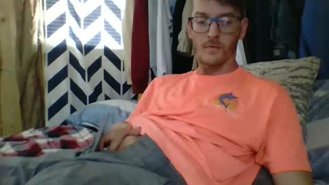 Snapshot of chrisvibess chatting on 03.17.26 chrisvibess online show from 03.17.26