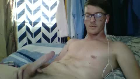 Snapshot of chrisvibess chatting on 04.17.26 chrisvibess online show from 04.17.26