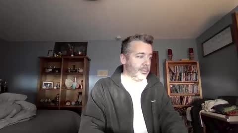 chrisw8121 online show from 12.14.25