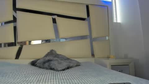 instagram chrystaljade.1 online show from 03.19.26