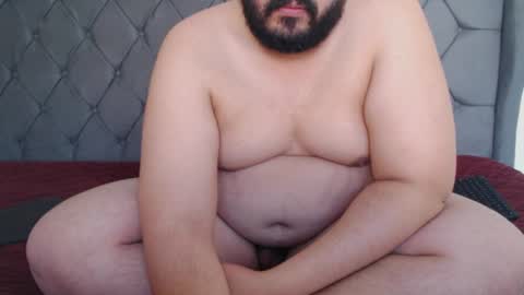 Snapshot of chubbydays chatting on 02.19.25 chubbydays online show from 02.19.25