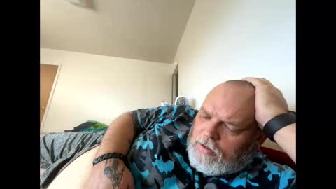 Snapshot of chubbyluvr42 chatting on 11.13.25 chubbyluvr42 online show from 11.13.25