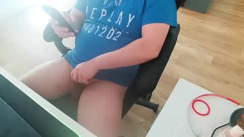 Snapshot of chucky606 chatting on 02.08.25 chucky606 online show from 02.08.25