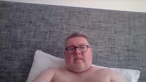 Snapshot of chunkyload72 chatting on 06.04.26 chunkyload72 online show from 06.04.26