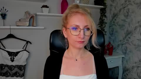 Cinderella online show from 03.24.26