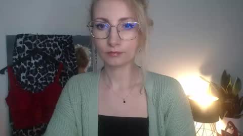 Cinderella online show from 04.03.26