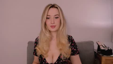 Snapshot of cindyprettywomen chatting on 07.22.26 cindyprettywomen online show from 07.22.26