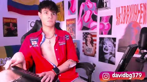 Snapshot of cinnamon_boyxxx chatting on 03.02.25 David     Independent Model online show from 03.02.25