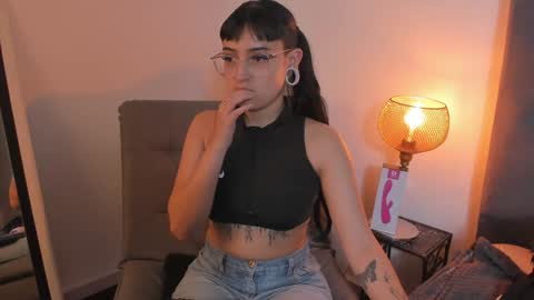 Cintya online show from 02.04.25