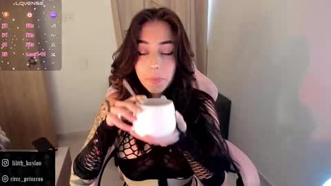 Paulina online show from 10.23.25